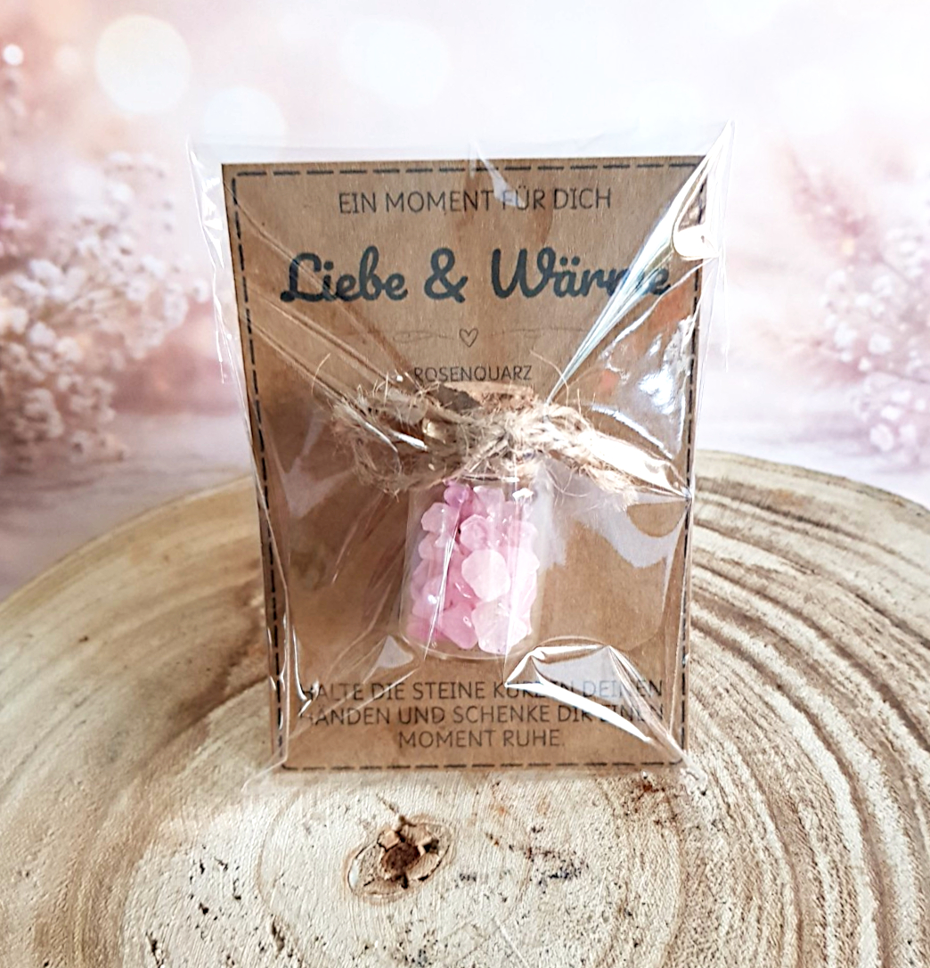 Liebe & Wärme Geschenk mit Rosenquarz | Kleiner Moment für dich – Bild 6