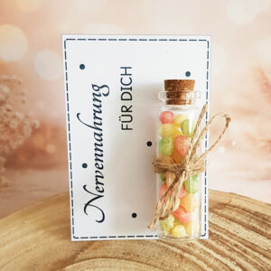 Nervennahrung Geschenk Karte mit Glasröhrchen