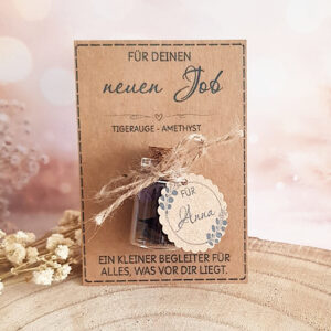 Geschenk zum neuen Job mit Tigerauge & Amethyst | personalisierbarer Glücksbringer